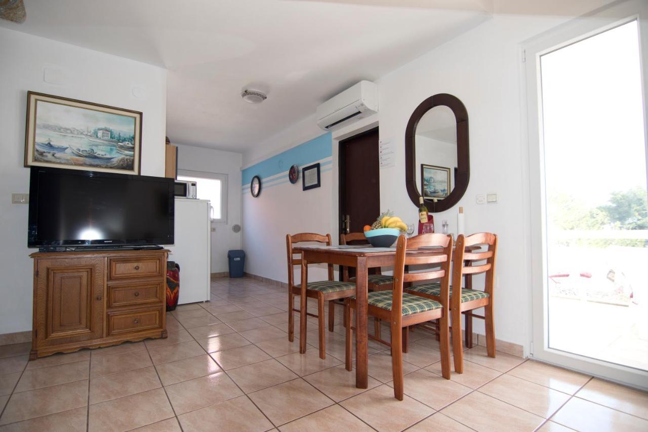 Apartmani Juric Вир Екстер'єр фото