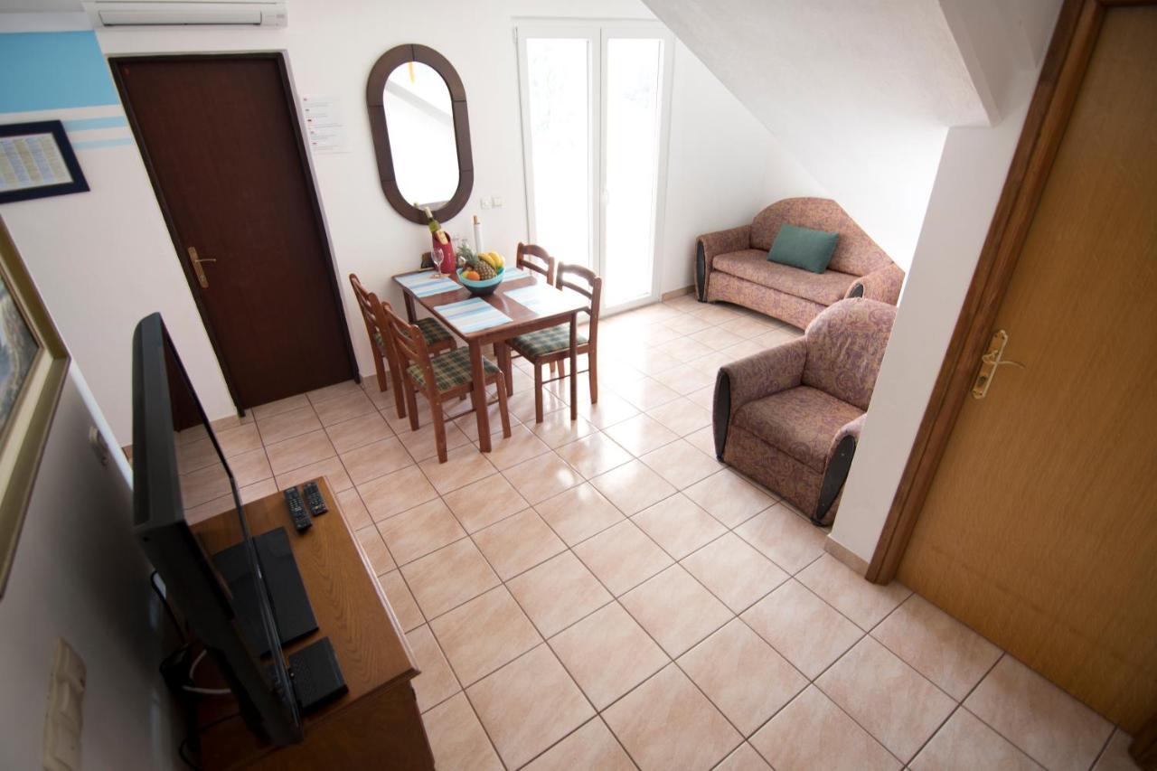 Apartmani Juric Вир Екстер'єр фото