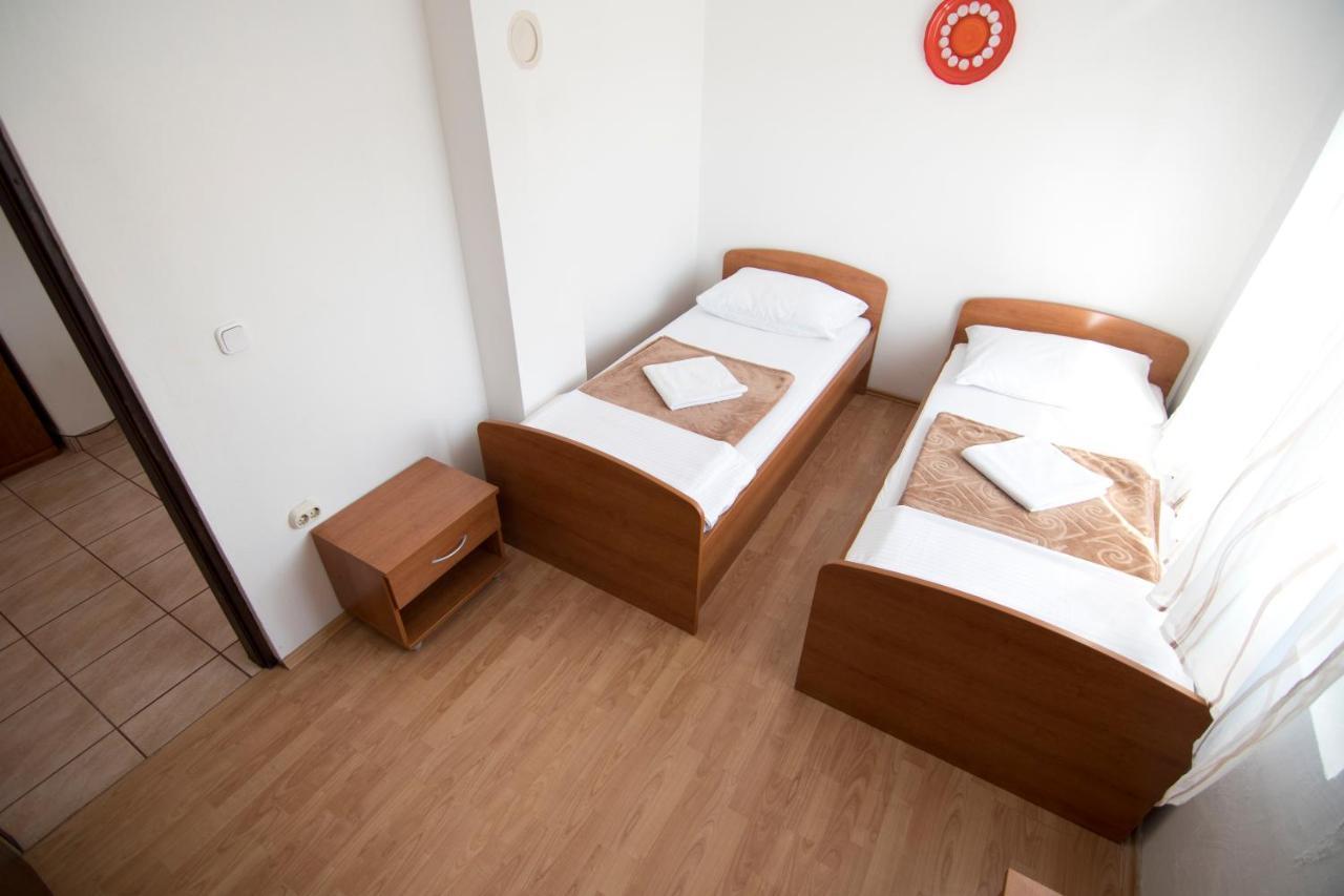 Apartmani Juric Вир Екстер'єр фото